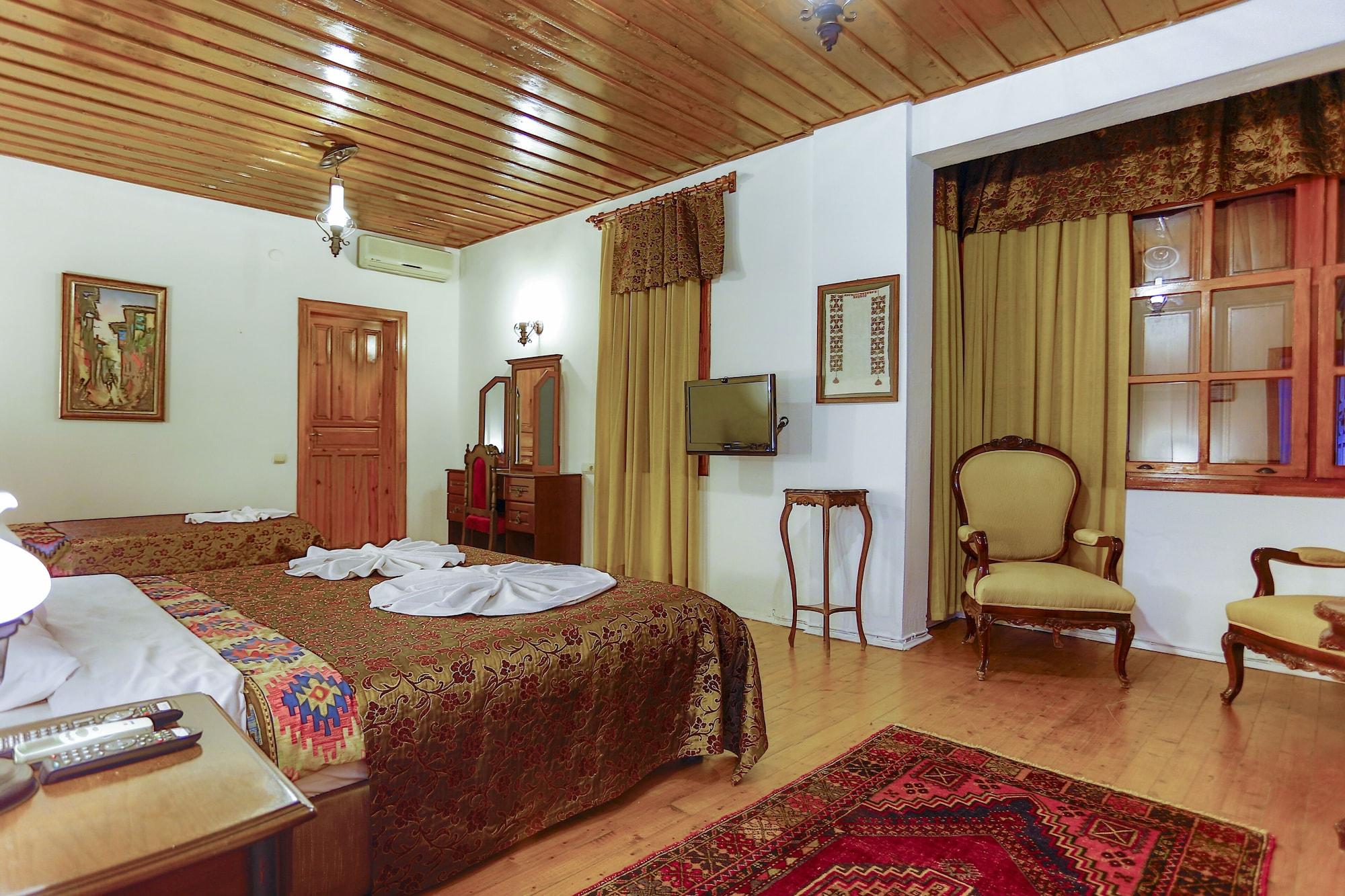 Atelya Art Hotel Анталия Екстериор снимка