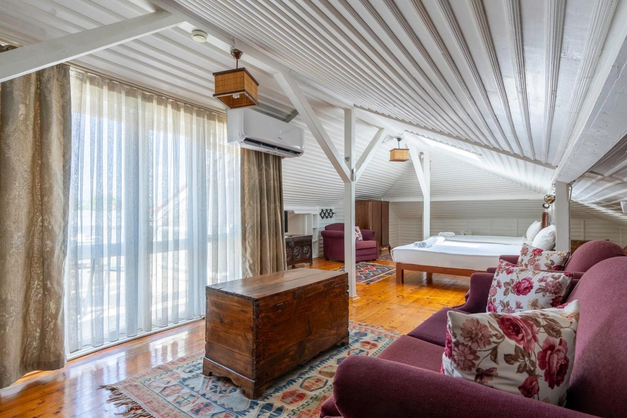 Atelya Art Hotel Анталия Екстериор снимка